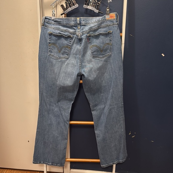 Levi’s - Picture 4 of 4